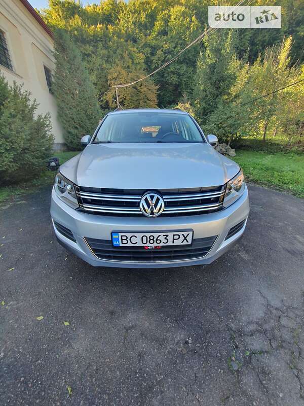 Позашляховик / Кросовер Volkswagen Tiguan 2017 в Львові