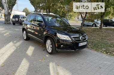 Внедорожник / Кроссовер Volkswagen Tiguan 2008 в Николаеве