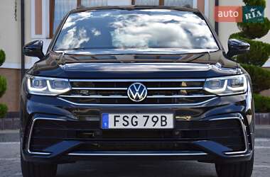 Внедорожник / Кроссовер Volkswagen Tiguan 2021 в Львове