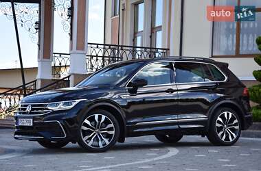 Внедорожник / Кроссовер Volkswagen Tiguan 2021 в Львове