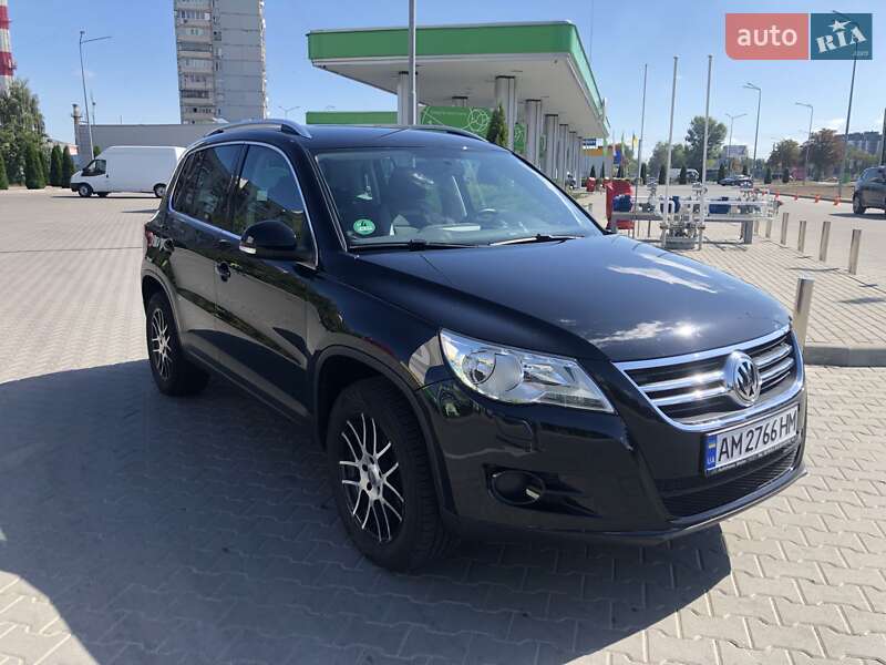 Позашляховик / Кросовер Volkswagen Tiguan 2008 в Житомирі