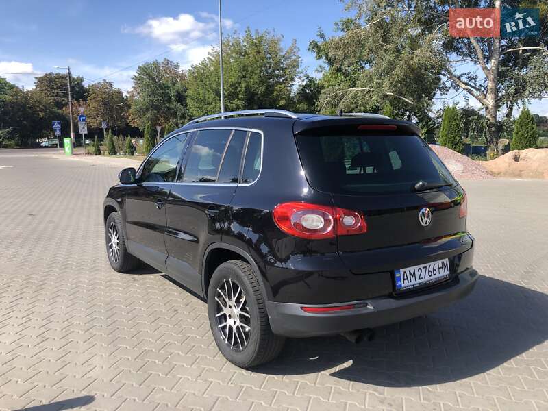 Позашляховик / Кросовер Volkswagen Tiguan 2008 в Житомирі