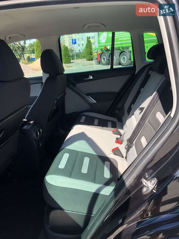 Позашляховик / Кросовер Volkswagen Tiguan 2008 в Житомирі