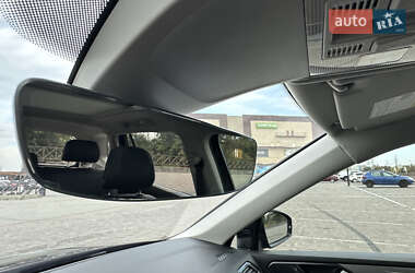 Внедорожник / Кроссовер Volkswagen Tiguan 2021 в 
