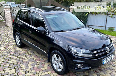 Внедорожник / Кроссовер Volkswagen Tiguan 2012 в Черновцах