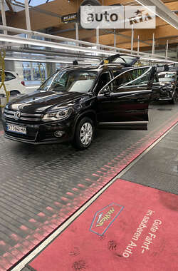 Внедорожник / Кроссовер Volkswagen Tiguan 2012 в Ивано-Франковске