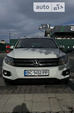 Внедорожник / Кроссовер Volkswagen Tiguan 2014 в Черновцах