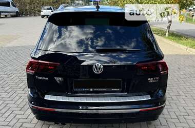 Позашляховик / Кросовер Volkswagen Tiguan 2017 в Чернівцях