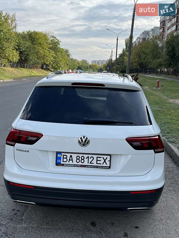 Позашляховик / Кросовер Volkswagen Tiguan 2019 в Запоріжжі
