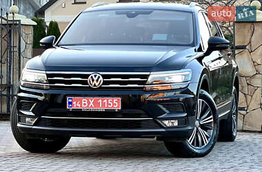 Внедорожник / Кроссовер Volkswagen Tiguan 2021 в Самборе