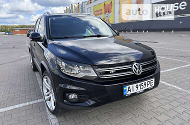 Внедорожник / Кроссовер Volkswagen Tiguan 2016 в Киеве