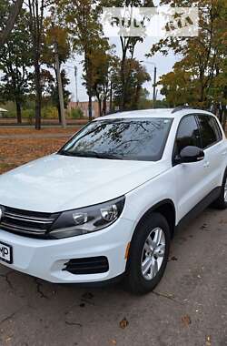 Позашляховик / Кросовер Volkswagen Tiguan 2016 в Харкові