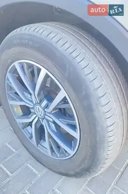 Volkswagen Tiguan 2016