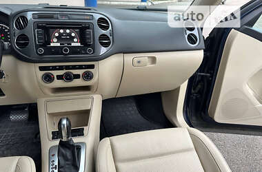 Внедорожник / Кроссовер Volkswagen Tiguan 2012 в Днепре