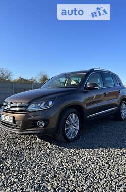 Позашляховик / Кросовер Volkswagen Tiguan 2011 в Львові