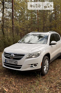 Volkswagen Tiguan 2011