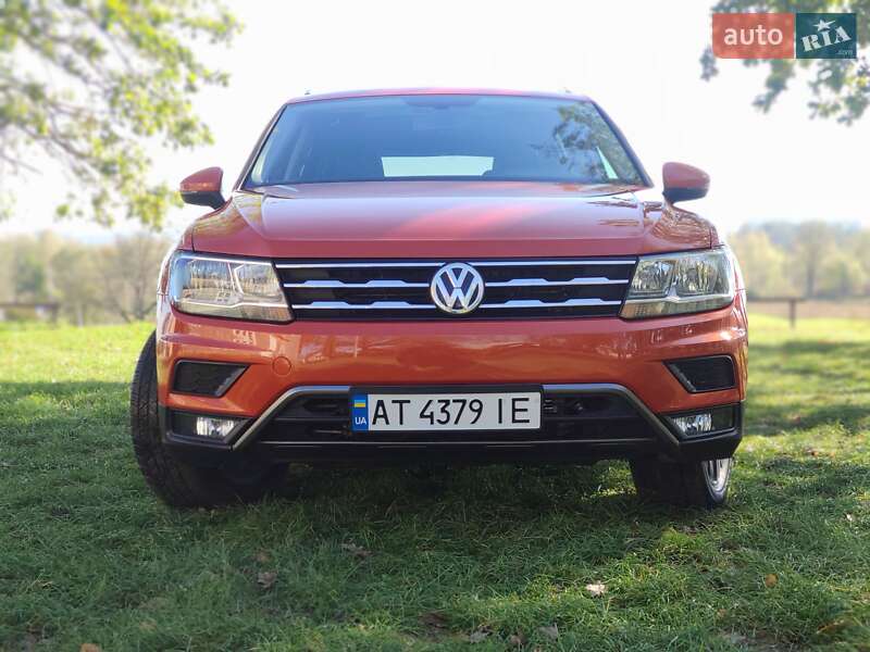 Внедорожник / Кроссовер Volkswagen Tiguan 2017 в Ивано-Франковске