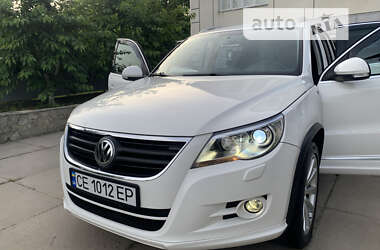 Позашляховик / Кросовер Volkswagen Tiguan 2011 в Хотині