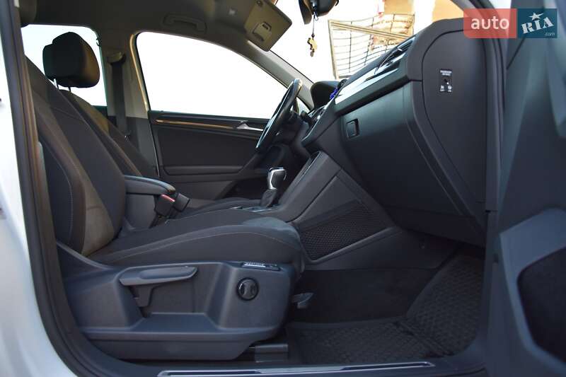 Внедорожник / Кроссовер Volkswagen Tiguan 2021 в Трускавце