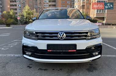 Внедорожник / Кроссовер Volkswagen Tiguan 2019 в Киеве