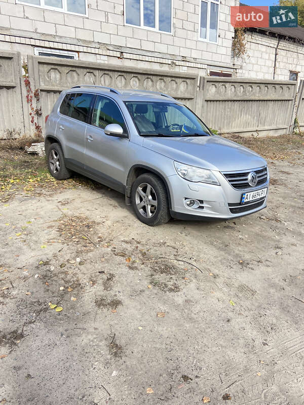 Внедорожник / Кроссовер Volkswagen Tiguan 2008 в Киеве