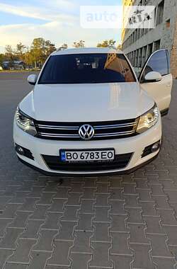 Позашляховик / Кросовер Volkswagen Tiguan 2015 в Тернополі