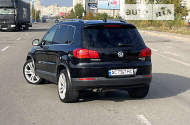 Внедорожник / Кроссовер Volkswagen Tiguan 2013 в Киеве