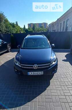 Внедорожник / Кроссовер Volkswagen Tiguan 2012 в Черкассах