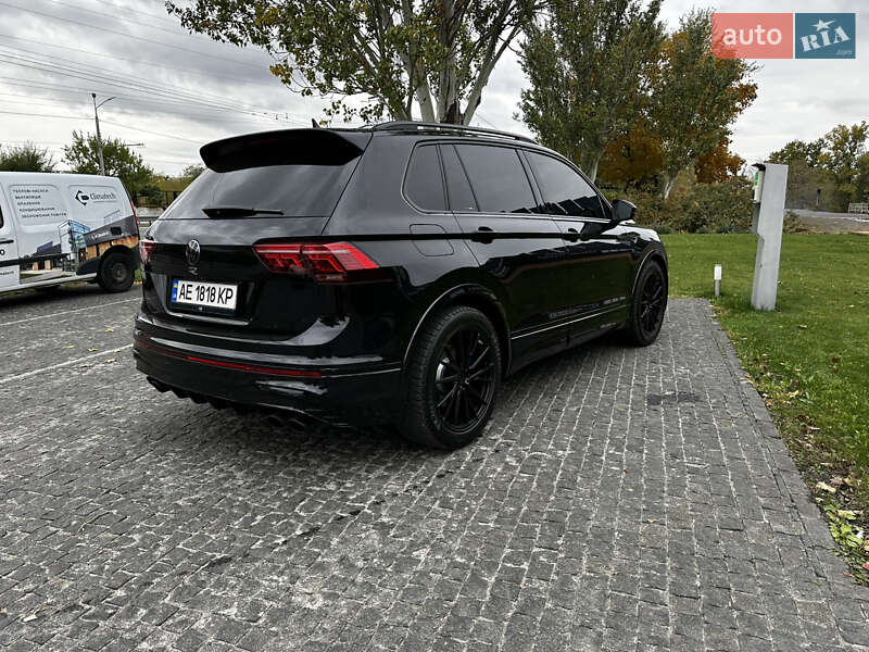 Внедорожник / Кроссовер Volkswagen Tiguan 2022 в Днепре