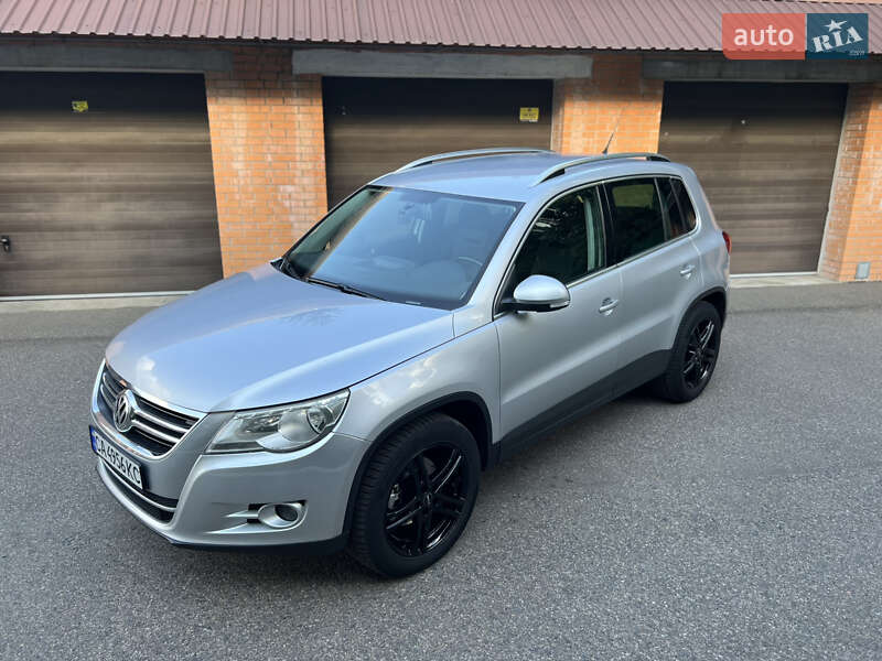 Позашляховик / Кросовер Volkswagen Tiguan 2008 в Смілі