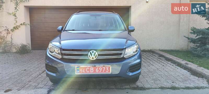 Позашляховик / Кросовер Volkswagen Tiguan 2017 в Одесі