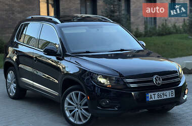 Внедорожник / Кроссовер Volkswagen Tiguan 2012 в Ивано-Франковске