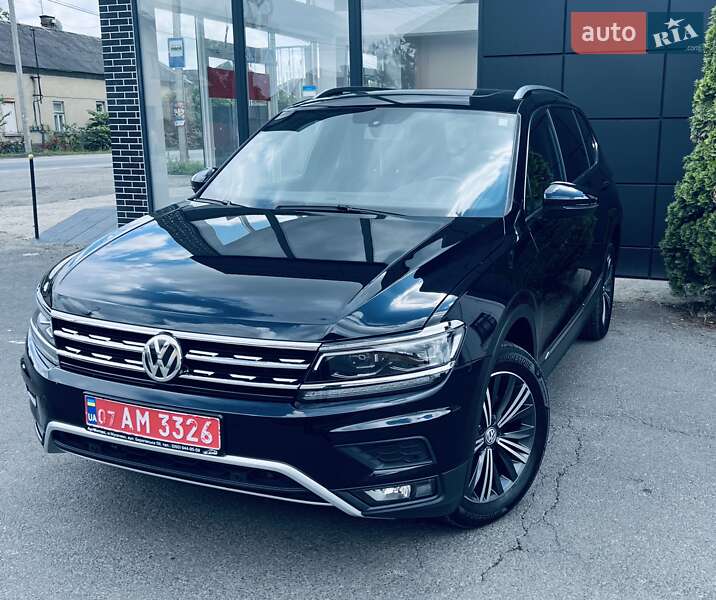 Внедорожник / Кроссовер Volkswagen Tiguan 2018 в Мукачево