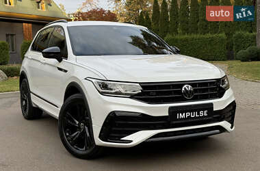 Внедорожник / Кроссовер Volkswagen Tiguan 2023 в Киеве