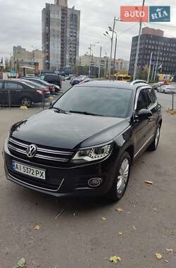 Позашляховик / Кросовер Volkswagen Tiguan 2015 в Києві