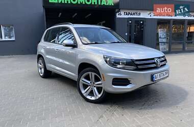 Внедорожник / Кроссовер Volkswagen Tiguan 2015 в Киеве