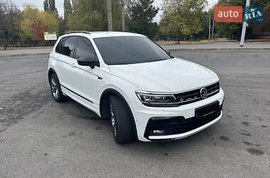 Внедорожник / Кроссовер Volkswagen Tiguan 2020 в Харькове