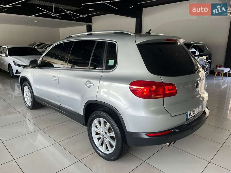 Позашляховик / Кросовер Volkswagen Tiguan 2014 в Києві фото 8 Позашляховик / Кросовер Volkswagen Tiguan 2014 в Києві