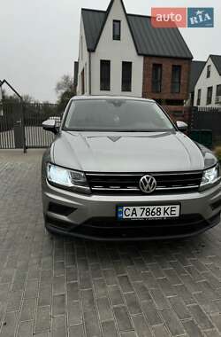 Позашляховик / Кросовер Volkswagen Tiguan 2017 в Умані