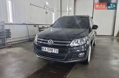 Позашляховик / Кросовер Volkswagen Tiguan 2013 в Києві