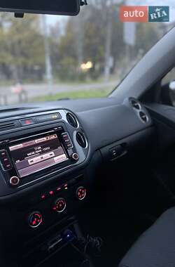 Внедорожник / Кроссовер Volkswagen Tiguan 2014 в Одессе
