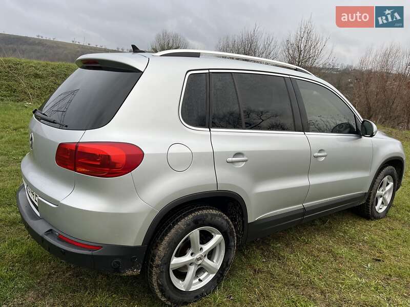 Внедорожник / Кроссовер Volkswagen Tiguan 2012 в Чорткове