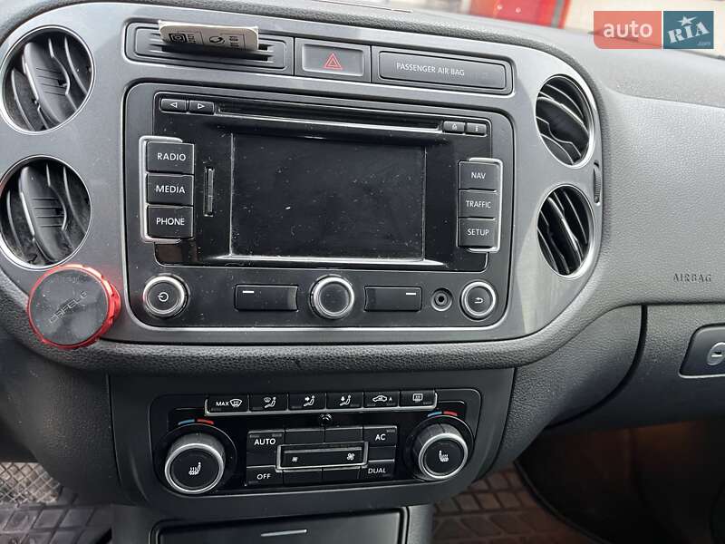 Внедорожник / Кроссовер Volkswagen Tiguan 2012 в Чорткове