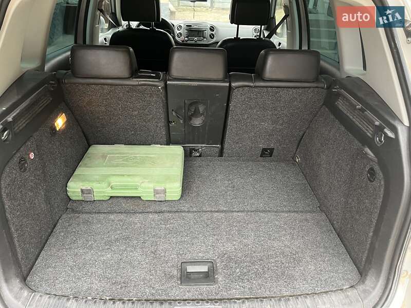 Внедорожник / Кроссовер Volkswagen Tiguan 2012 в Чорткове