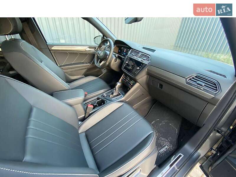Позашляховик / Кросовер Volkswagen Tiguan 2022 в Києві