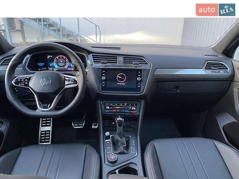Позашляховик / Кросовер Volkswagen Tiguan 2022 в Києві