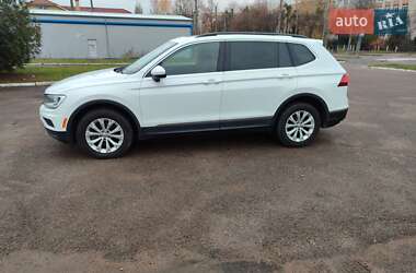 Внедорожник / Кроссовер Volkswagen Tiguan 2018 в Ровно