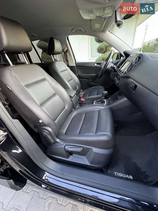 Позашляховик / Кросовер Volkswagen Tiguan 2017 в Києві