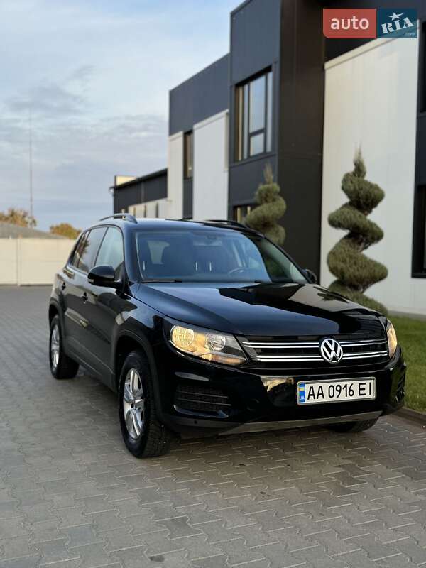 Позашляховик / Кросовер Volkswagen Tiguan 2017 в Києві