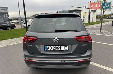 Внедорожник / Кроссовер Volkswagen Tiguan 2020 в 